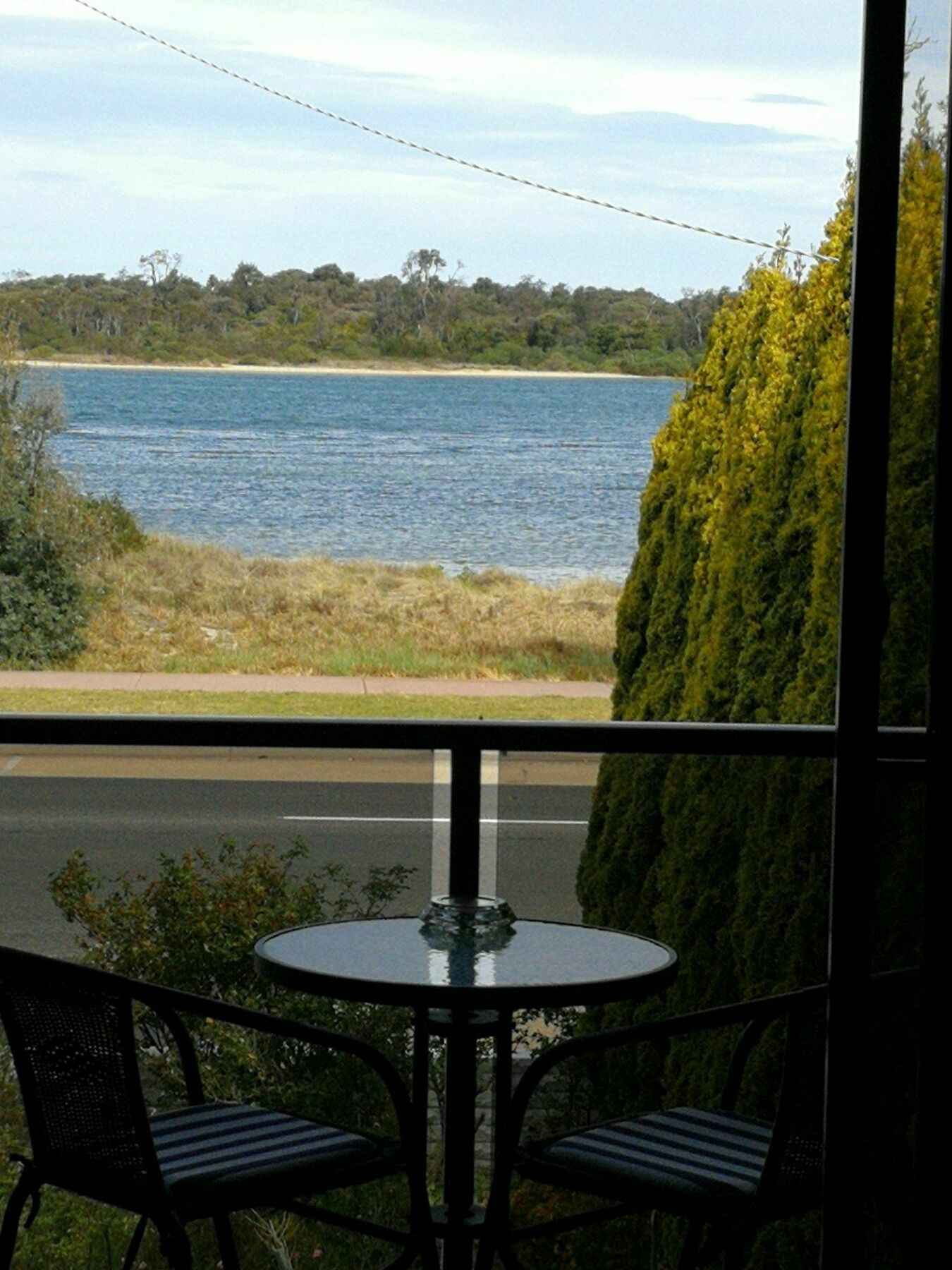 Banjo Paterson Motor Inn Lakes Entrance Exterior photo